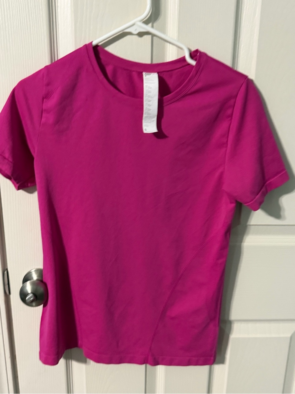 Fabletics Women’s Feather Tech Shirt Like New